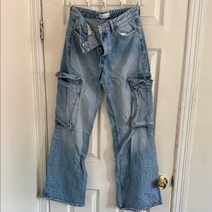 Zara Women’s Light Blue Relaxed Jeans